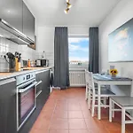 Appartement Premium - 12 People - Fully Equipped - 2 Min Station Duisbourg