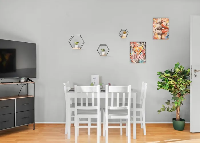 Premium - 12 People - Fully Equipped - 2 Min Station Appartement *