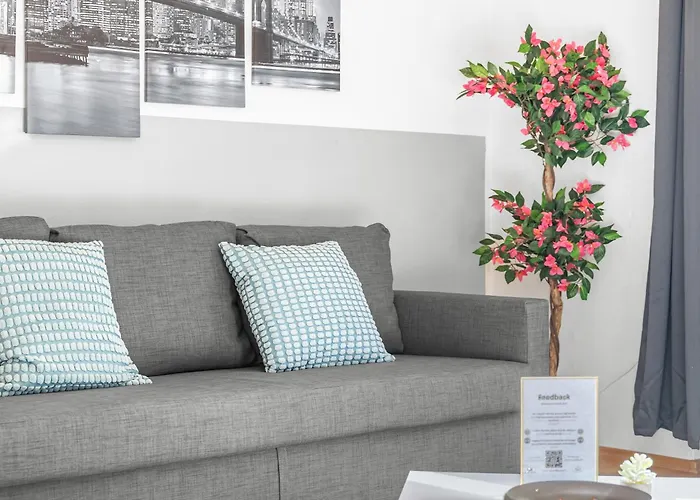 Appartement Premium - 12 People - Fully Equipped - 2 Min Station *