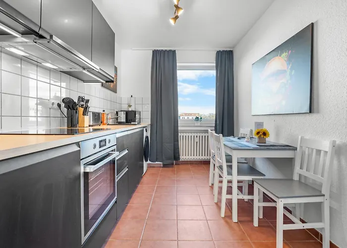 Appartement Premium - 12 People - Fully Equipped - 2 Min Station Duisburg